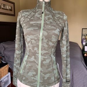 Lululemon define Jacket